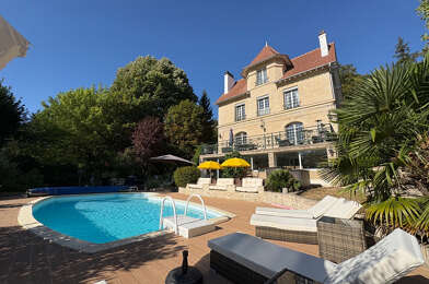 Maison 9 pièces 1025000 €