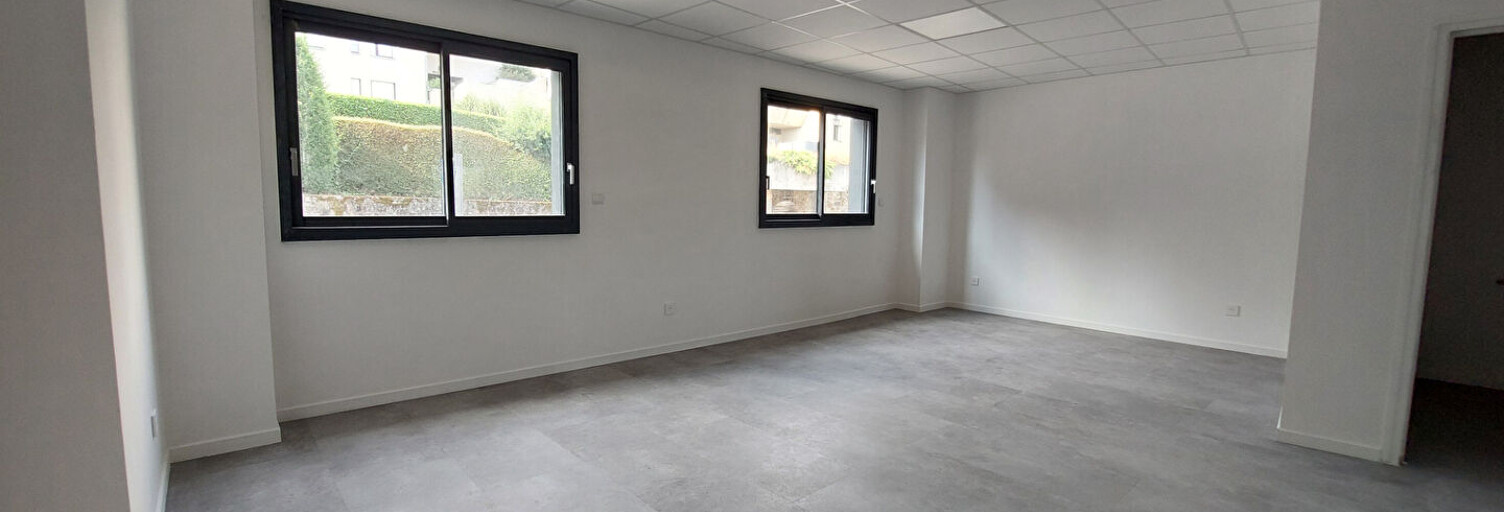 Commerce  100 m² à louer à Rodez (12000)