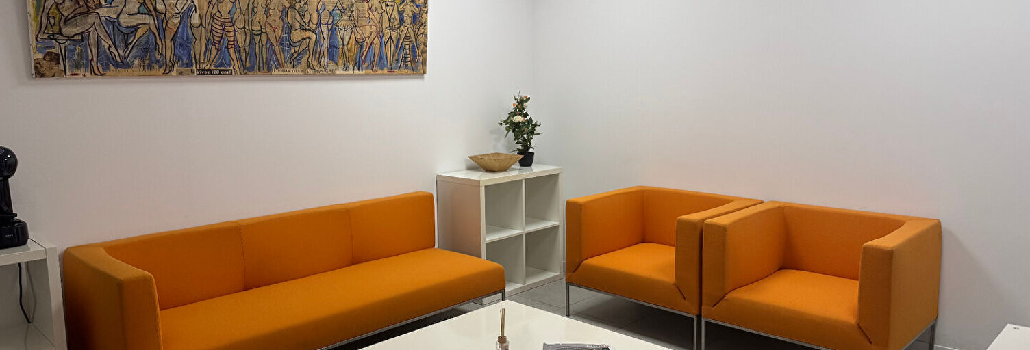 Bureau 4 Pièces 108 m² à vendre à Éguilles (13510)