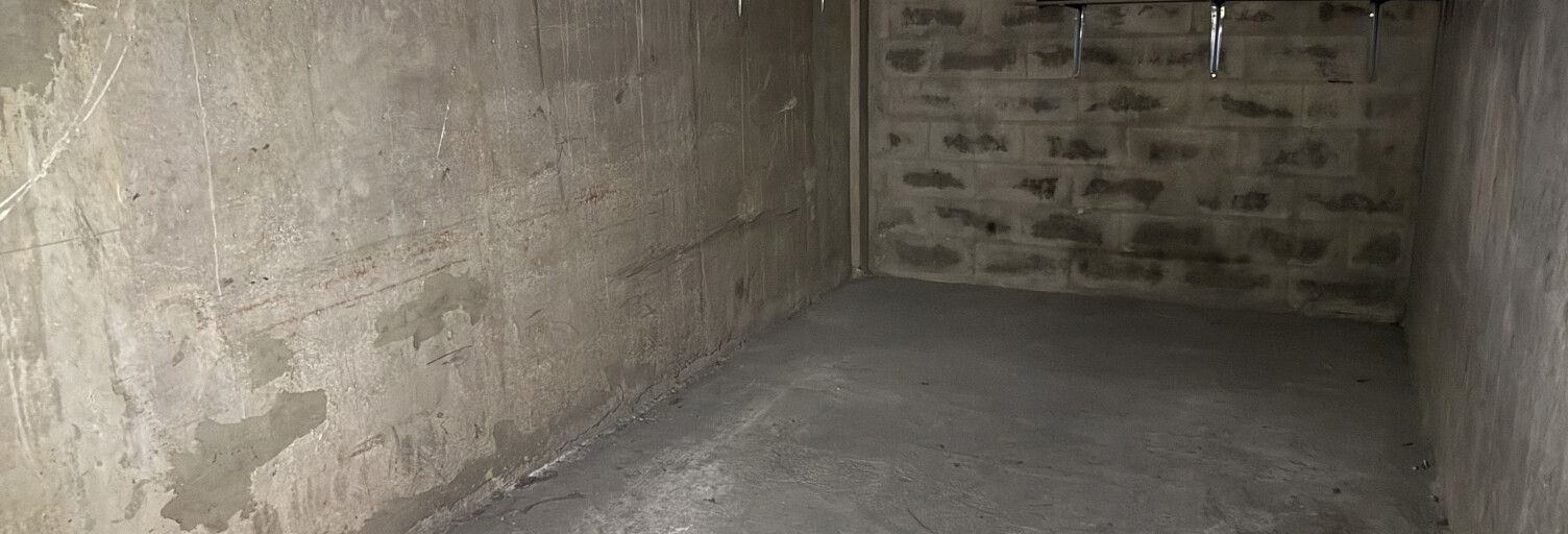 Garage  11 m² à louer à Le Cannet (06110)