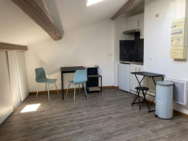 A LOUER - Studio Montélimar — photo du bien