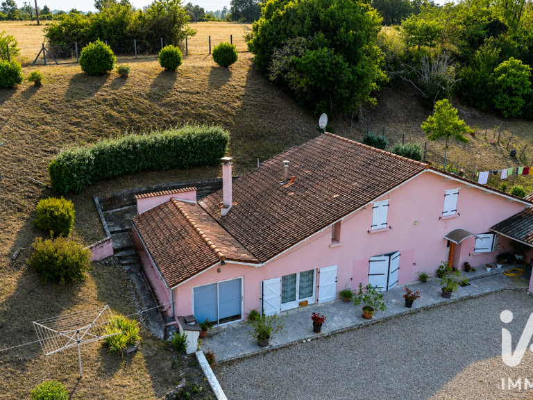 Vente Maison de village 5 pièces — photo 1
