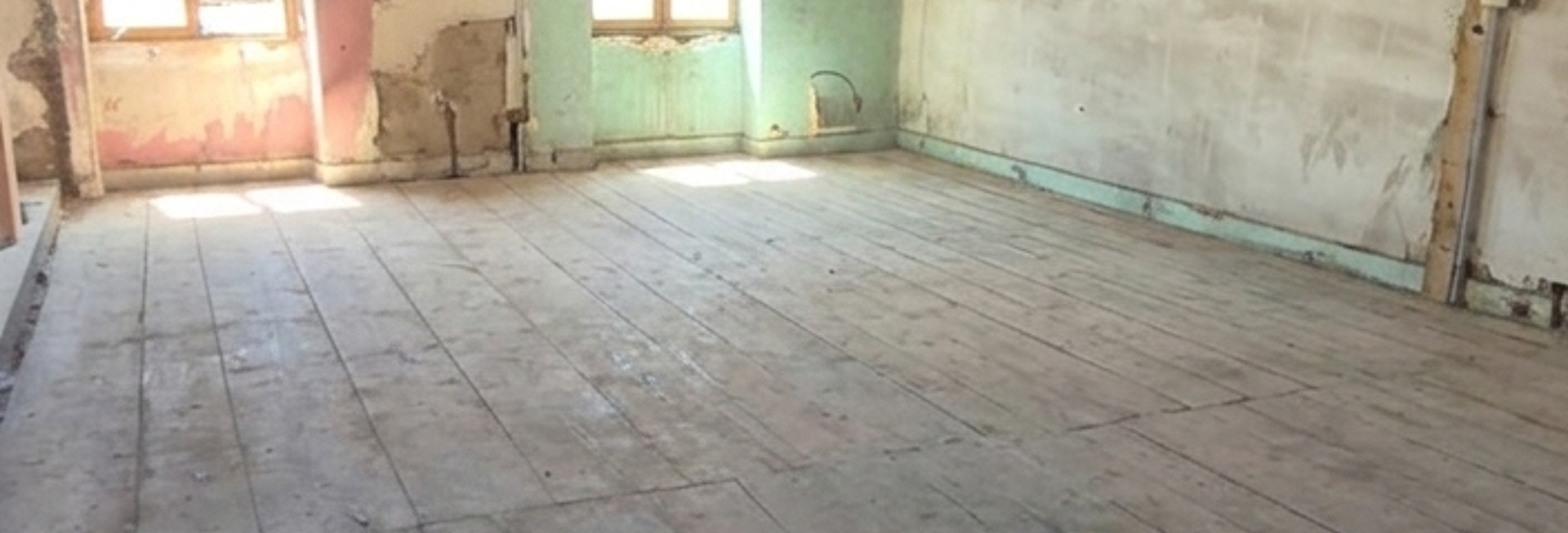 Immeuble  215 m² à vendre à Les Avenières Veyrins-Thuellin (38630)