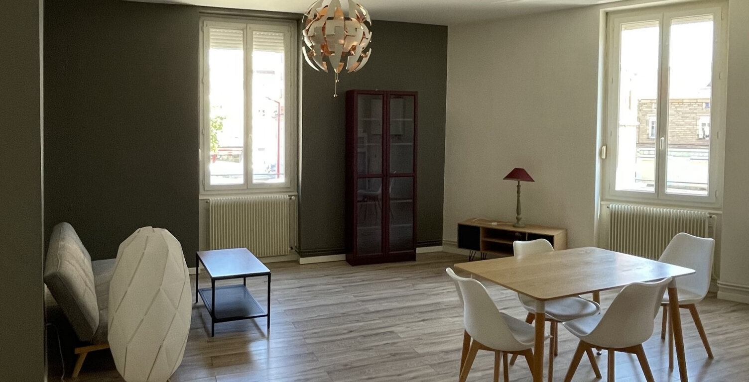 F2 Meublé - FIRMINY — photo 1