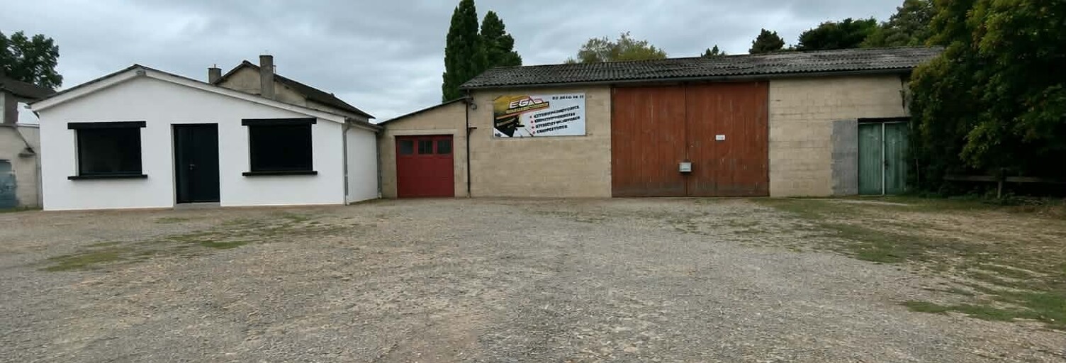Commerce  1896 m² à vendre à Saint-Pôtan (22550)