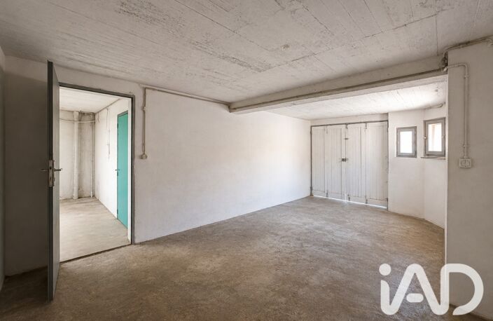 Vente Garage 18 m&sup2; — photo 2