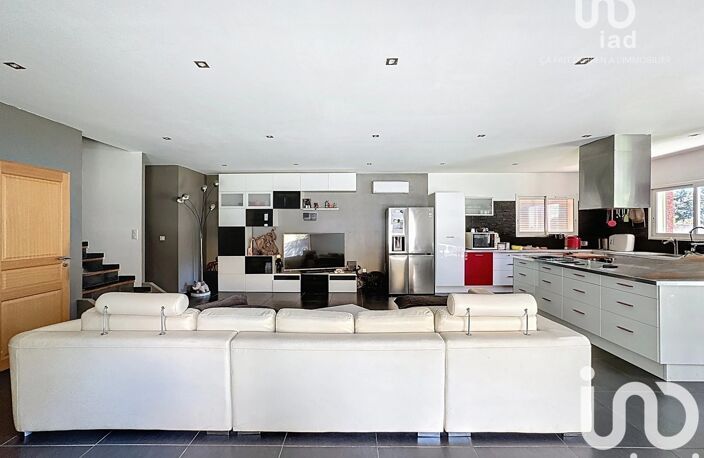 Vente Maison/villa 5 pièces — photo 3