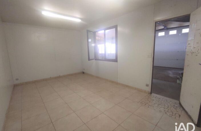 Location Boutique/Local commercial 265 m&sup2; — photo 2