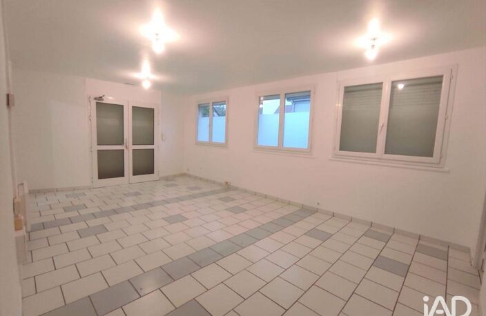 Location Boutique/Local commercial 265 m&sup2; — photo 3