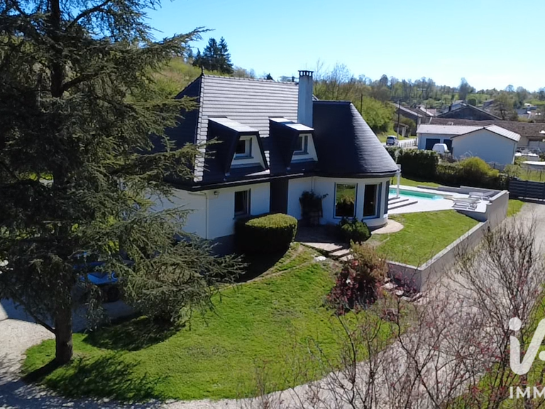 Vente Maison traditionnelle 7 pièces — photo 1