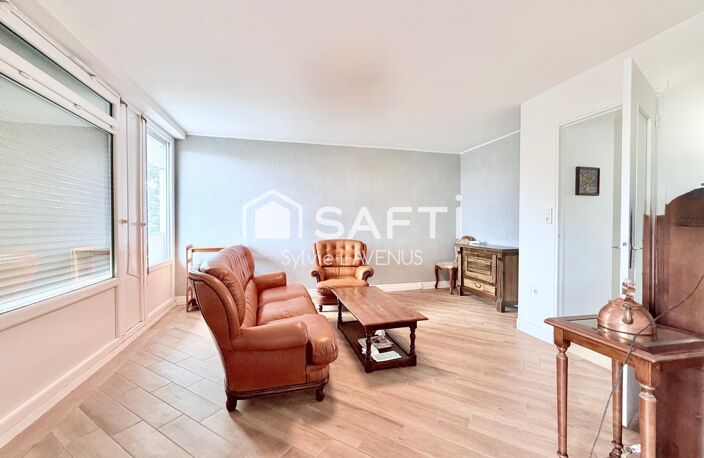 A SOISSONS 02, QUARTIER MAUPAS, APPARTEMENT 4 P. AVEC BALCON, CAVE ET GARAGE. — photo 3