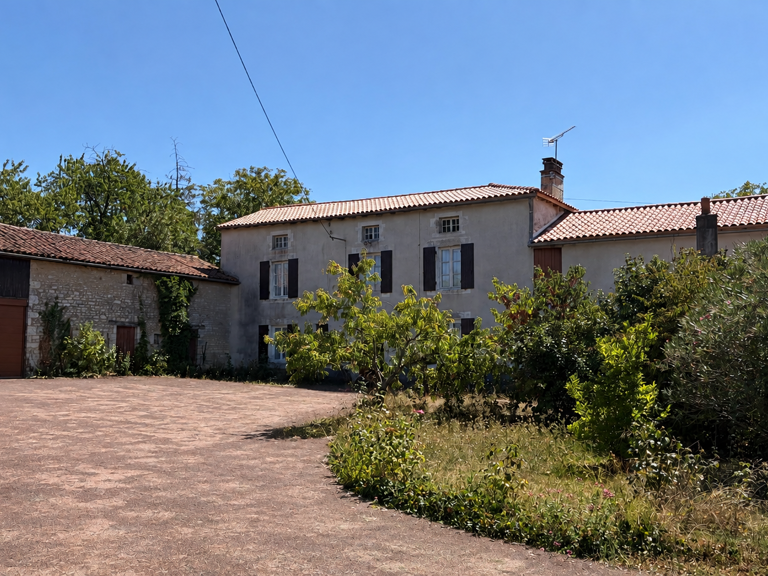 ? Ancien corps de ferme à rénover   Beau potentiel et nombre — photo 1