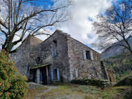 Propriété avec terrain — photo 2