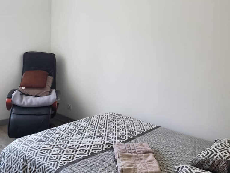 À vendre à Arcens (Ardèche) — Murs et fonds de commerce : bar, restaurant, chambres d'hôtes — photo 1