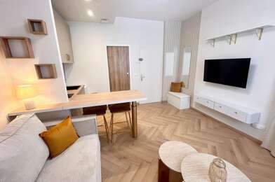 Appartement 1 pièces 890 €