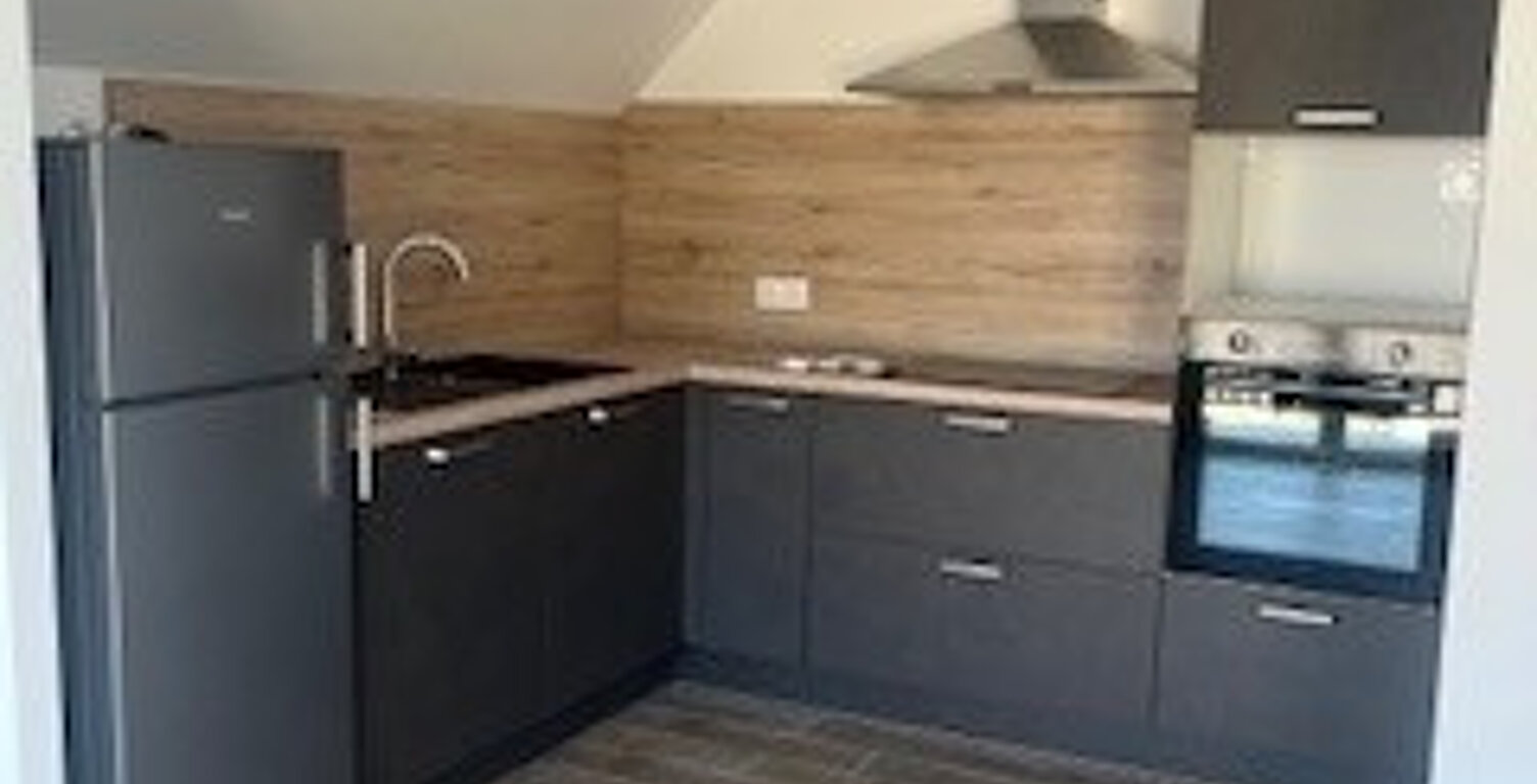 En village appartement T2 bis entièrement rénové de 48,31m2 — photo 1