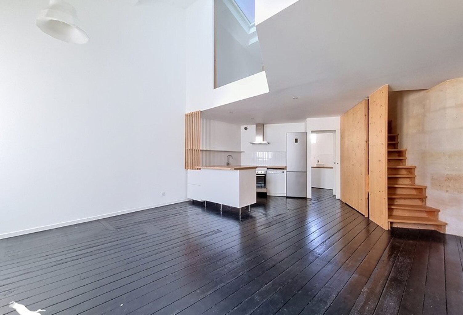 Maison en pierre de 5 pièces principales — photo 1