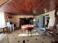 Maison en pierre de 3 pièces principales — photo 2