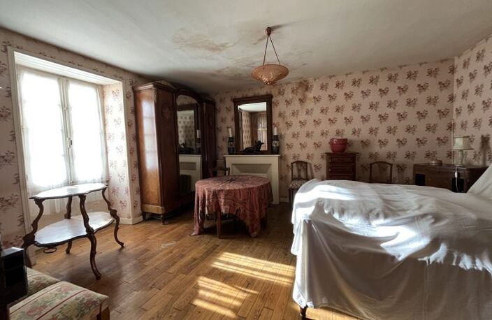 Maison en pierre de 3 pièces principales — photo 3