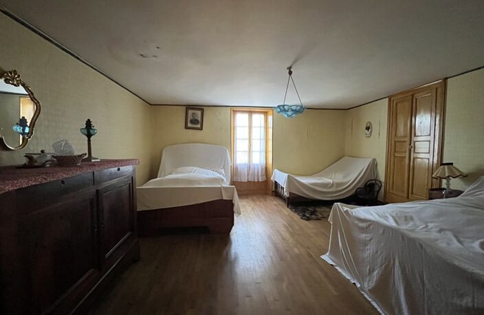 Maison en pierre de 3 pièces principales — photo 4