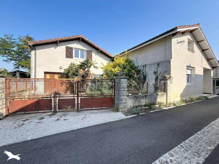 Maison de bourg de 6 pièces principales — photo 1