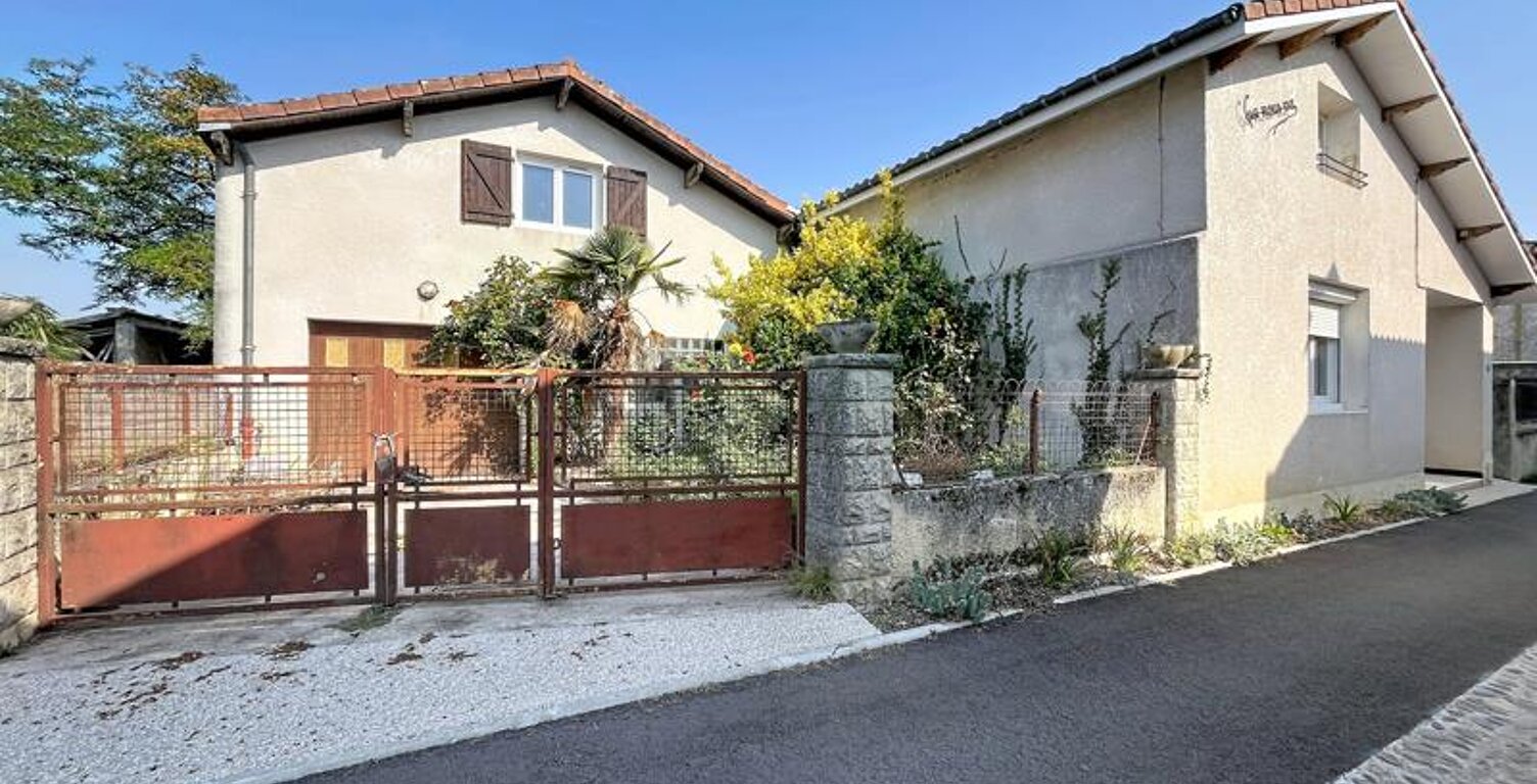 Maison de bourg de 6 pièces principales — photo 1