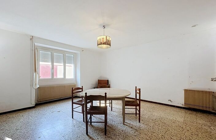 Maison de bourg de 6 pièces principales — photo 2