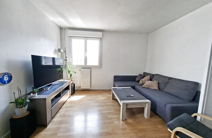 Appartement à usage d'habitation — photo 2