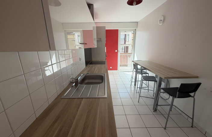 T3 - Balcons et garage - Hyper centre — photo 2
