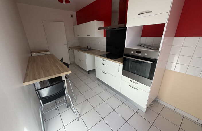T3 - Balcons et garage - Hyper centre — photo 3