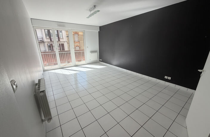 T3 - Balcons et garage - Hyper centre — photo 4