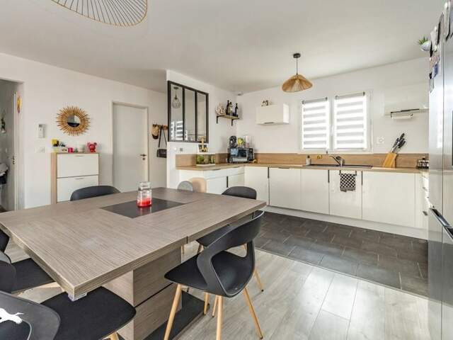 Maison 4 pièces 83 m² à Brens — photo du bien