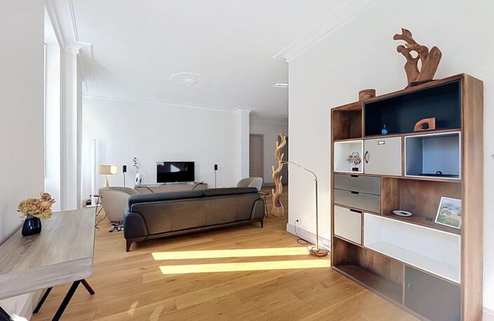 Vente appartement 4 pièces 108 m² Bordeaux (33000) — photo 2