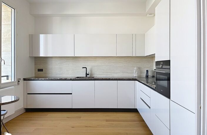 Vente appartement 4 pièces 108 m² Bordeaux (33000) — photo 3