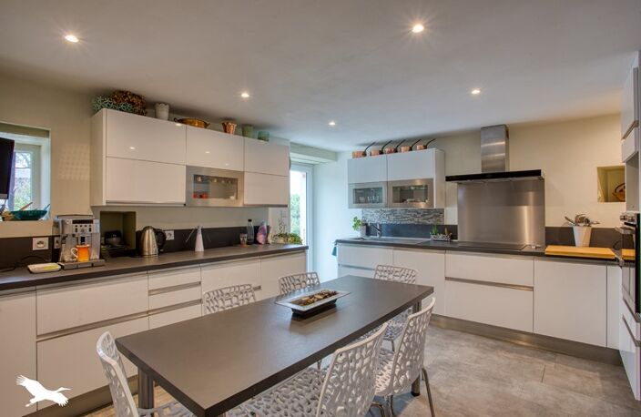 Maison en pierre de 9 pièces principales — photo 5