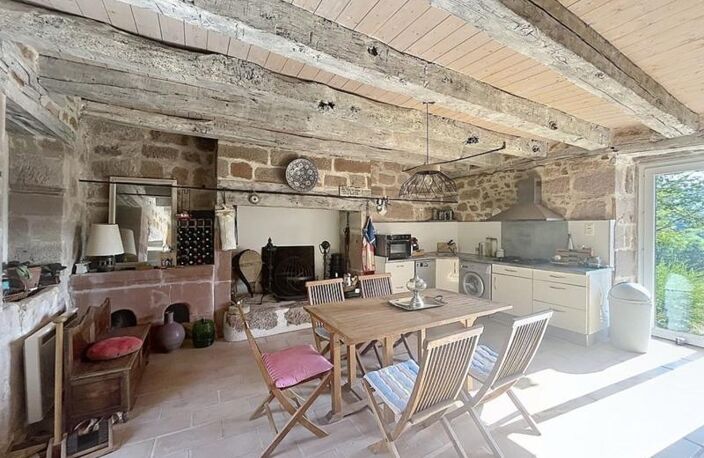 Maison en pierre de 6 pièces principales — photo 2