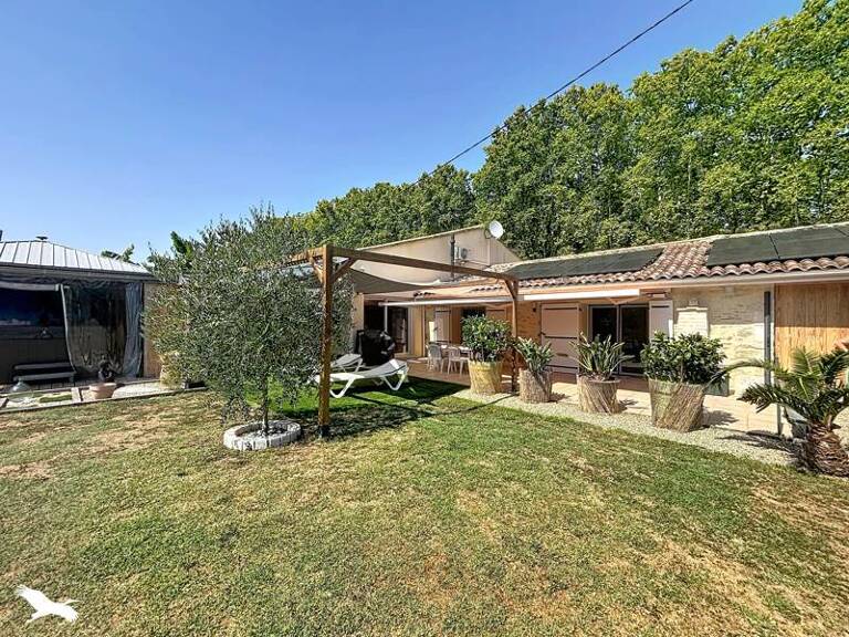 Villa de 6 pièces principales — photo 1