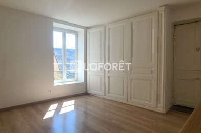 Appartement 3 pièces 650 €
