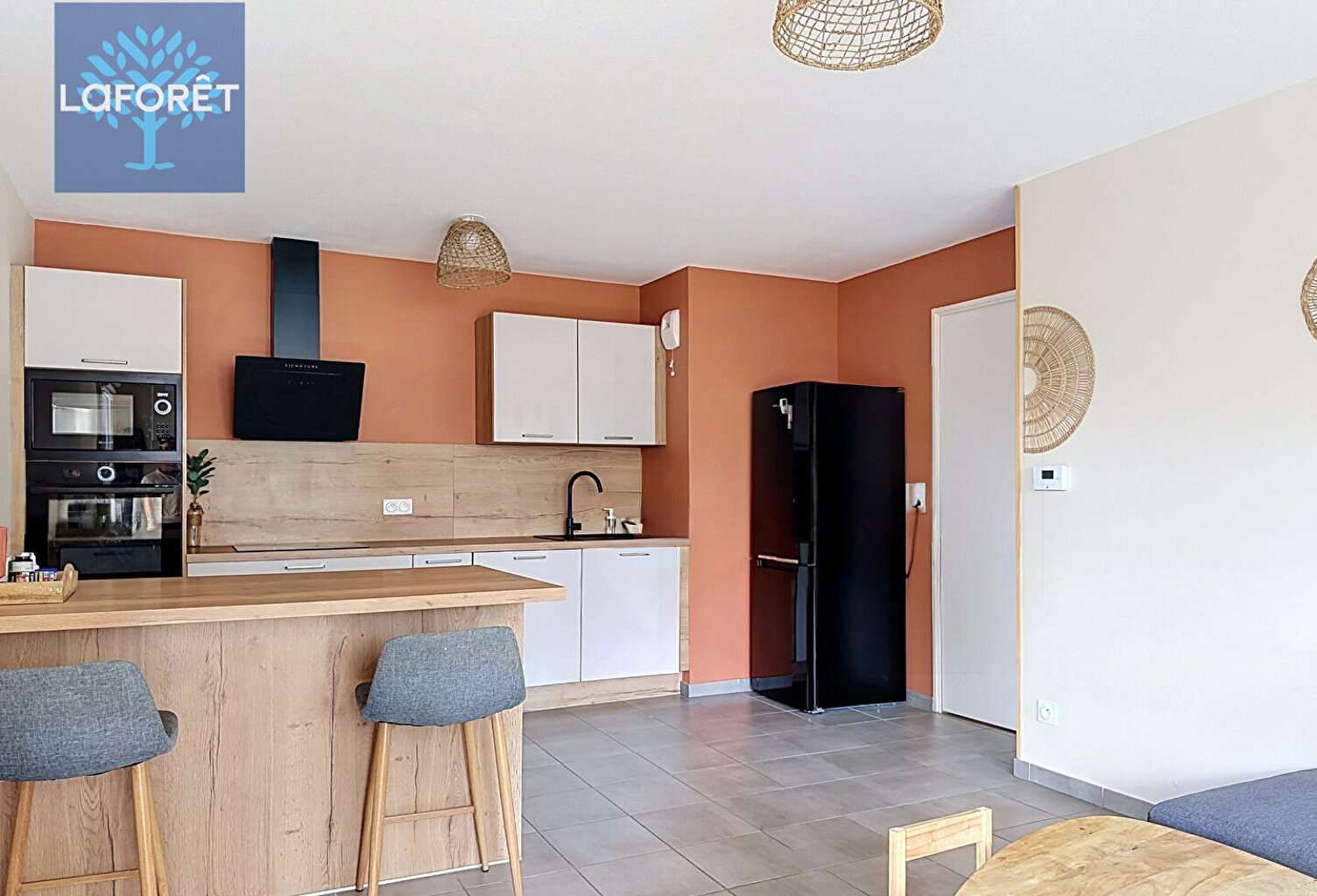 Appartement Brignais 3 pièces - 60 m2 - Box - Place de stationnement — photo 1
