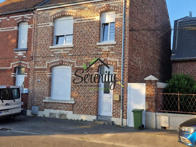 Maison de Ville, Semie-Mitoyenne, entièrement rénovée, 131 m2 — photo du bien