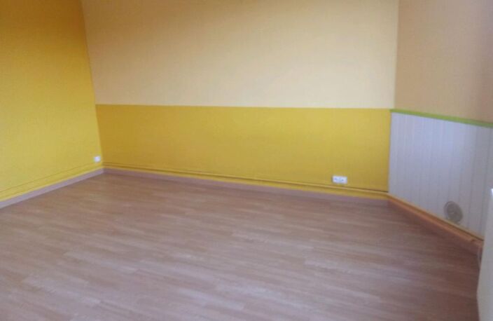 LOCATION T3 DECAZEVILLE SANS FRAIS D'AGENCE — photo 3