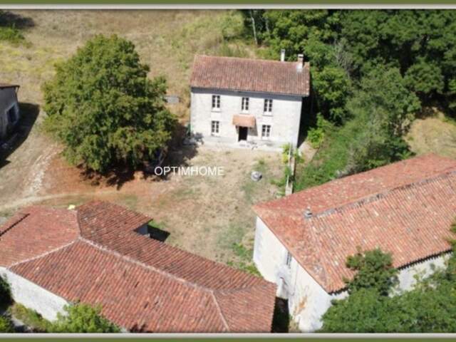 moulin à rénover avec dépendances et plus de 1,5 ha de terrain — photo du bien