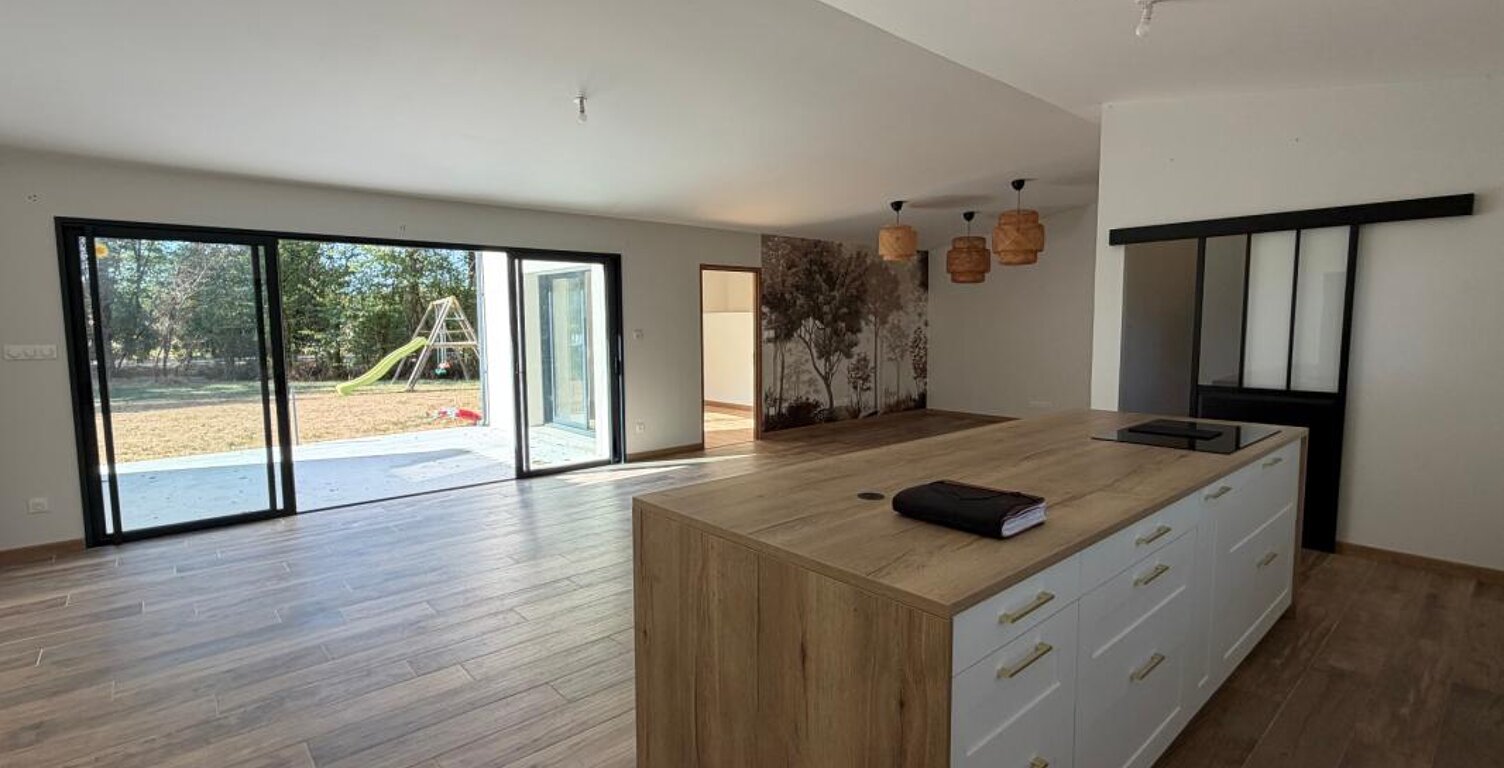 AIZENAY (85)- CALME ABSOLU - VILLA CONTEMPORAINE 2024 GRAND CONFORT 4 CHAMBRES AVEC GARAGE SUR 783 M² — photo 1