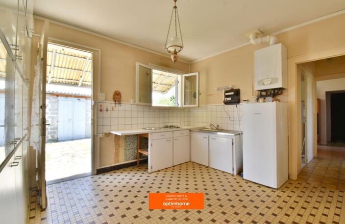 Maison à vendre 5 pièces AMBARES ET LAGRAVE (33) — photo 2