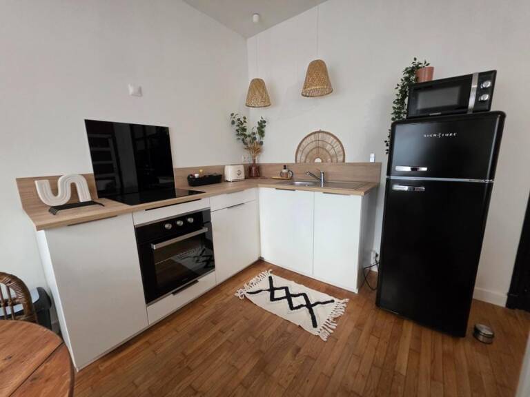 Appartement à vendre T2 Rénové à neuf en rez-de-chaussée - 42,73 m² - VICHY (03200) - 110 000 € — photo 1