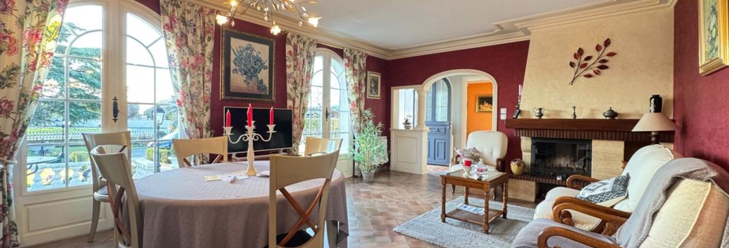 Maison 6 Pièces 111 m² à vendre à Saint-Jean-de-Thouars (79100)