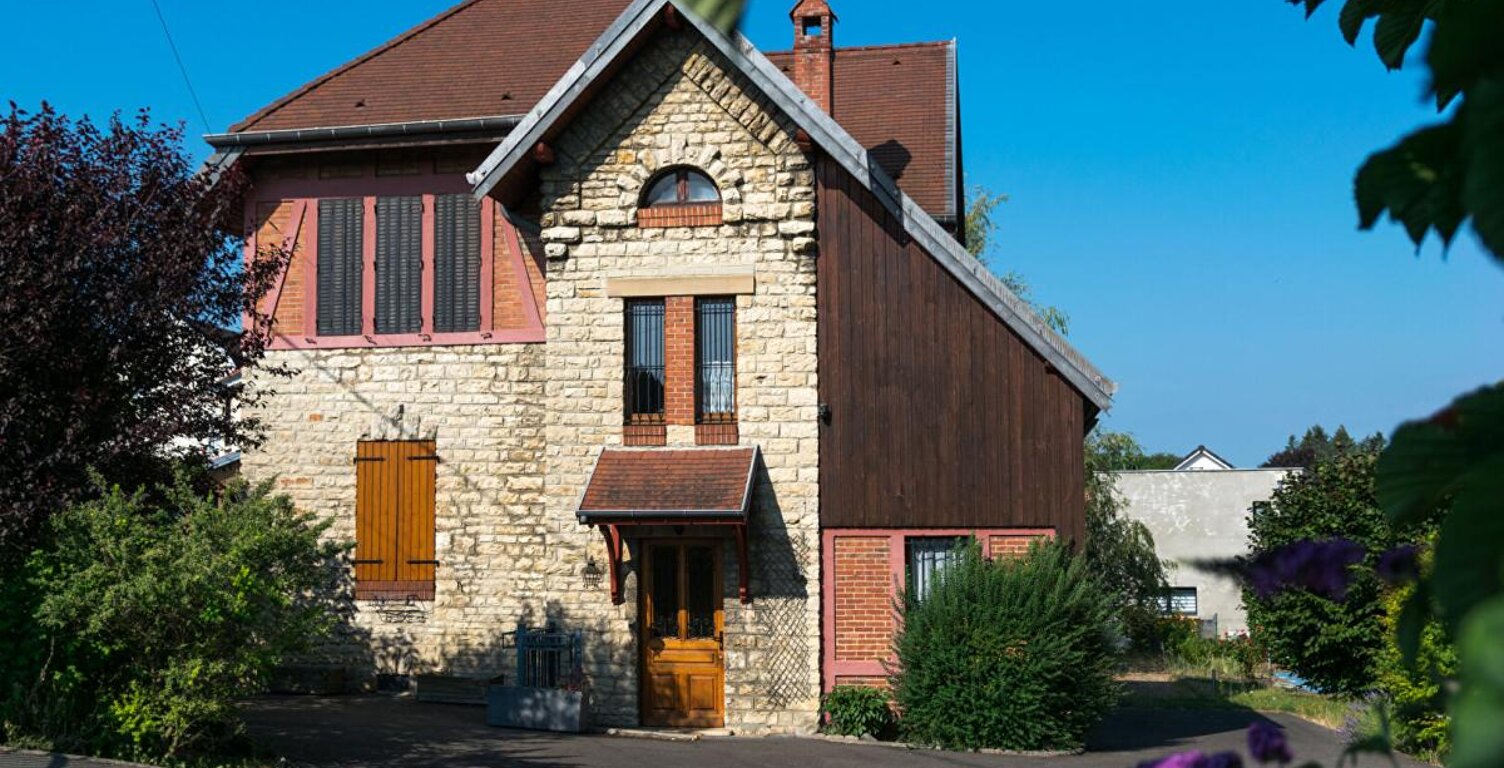 Jolie maison de 3 chambres et bureau — photo 1