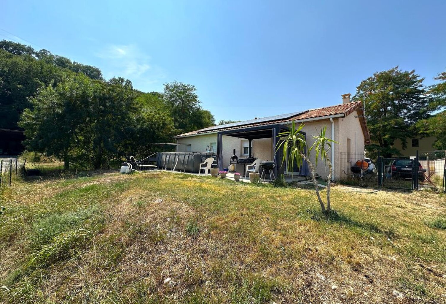 À vendre maison de plain-pied avec garage très au calme — photo 1