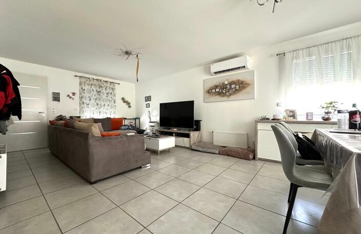 À vendre maison de plain-pied avec garage très au calme — photo 3