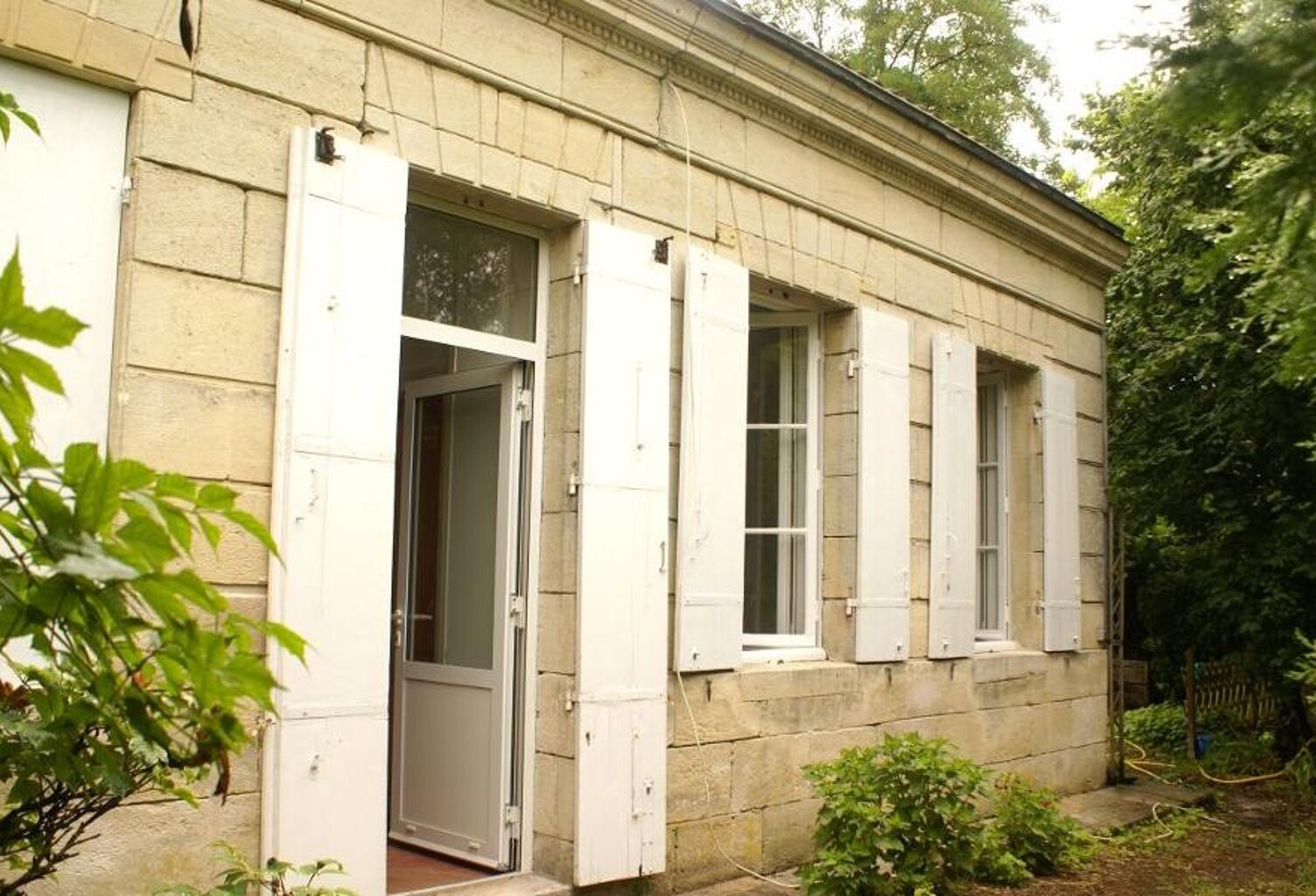 T2 — photo 1